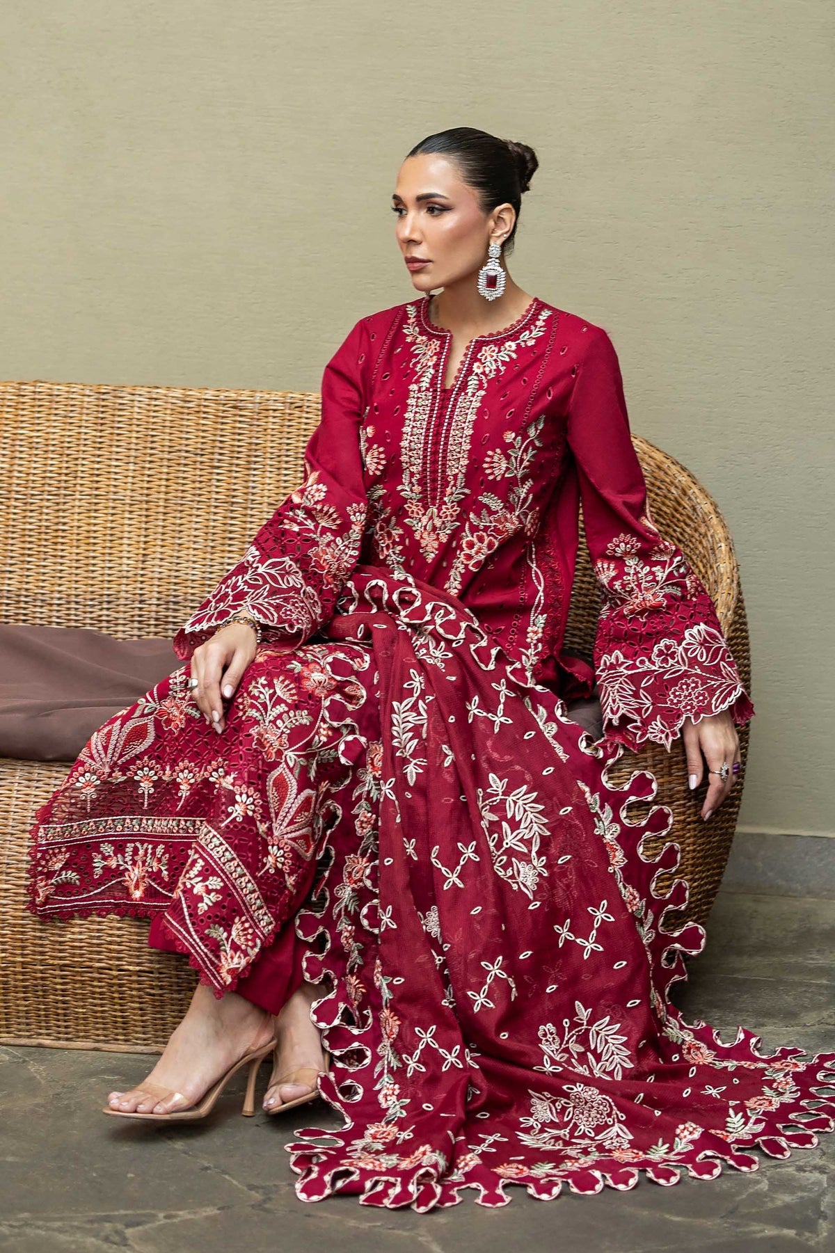 AKBAR ASLAM LUXURY EMBROIDERED LAWN 3 PC