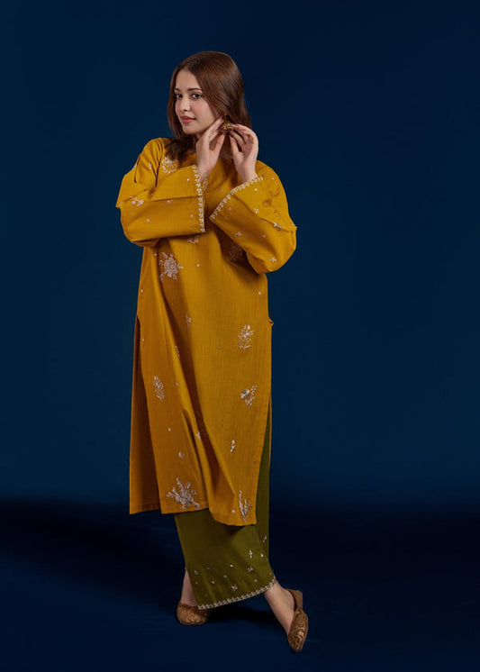 URGE PRET LUXURY EMBROIDERED 2 PIECE