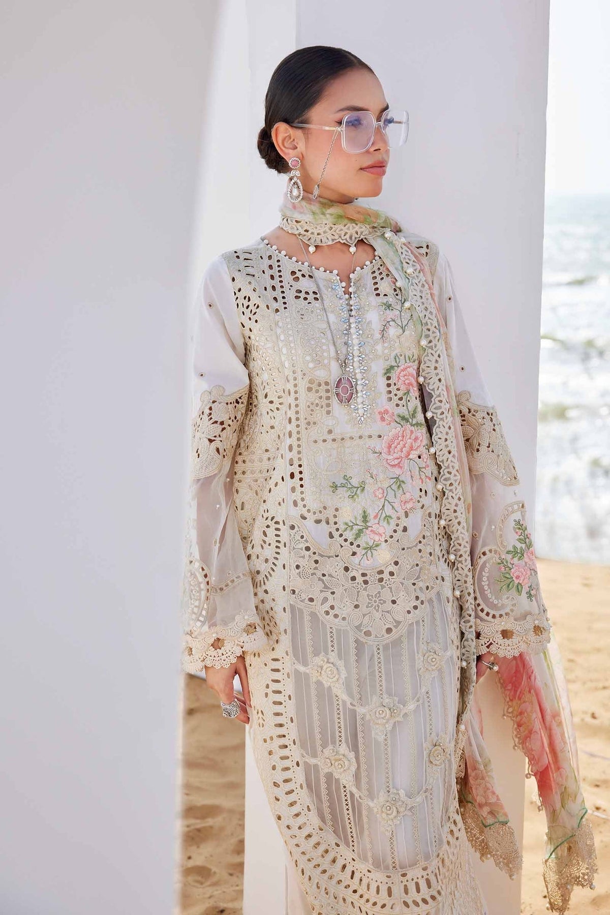 MARIA B. LUXURY EMBROIDERED 3 PC