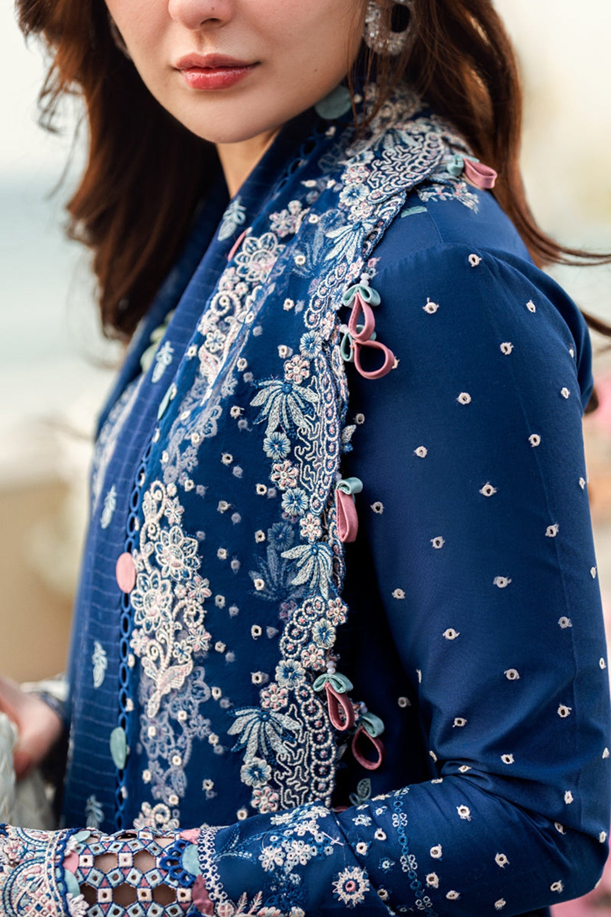 QALAMKAR LUXURY EMBROIDERED 3 PIECE LAWN