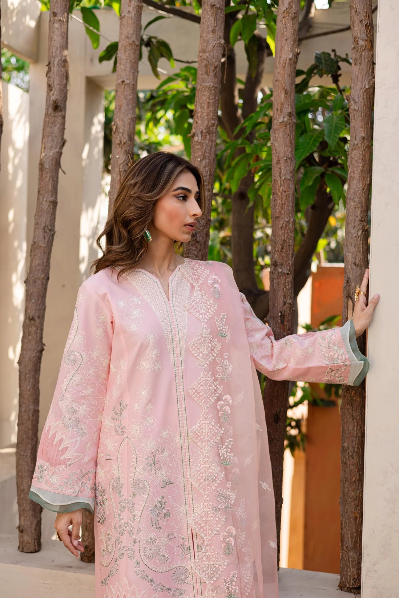 MANSA LUXURY EMBROIDERED LAWN 3 PIECE