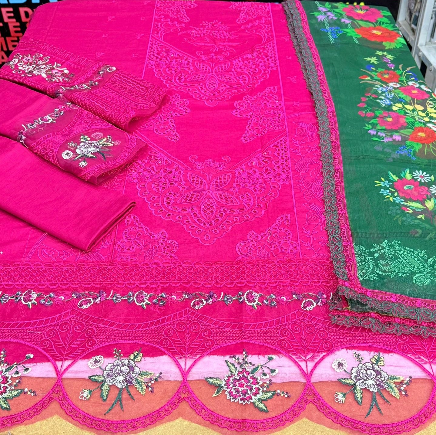 SAIRA RIZWAN LUXURY LAWN EMBROIDERED UNSTITCHED 3 PC ARTICLE