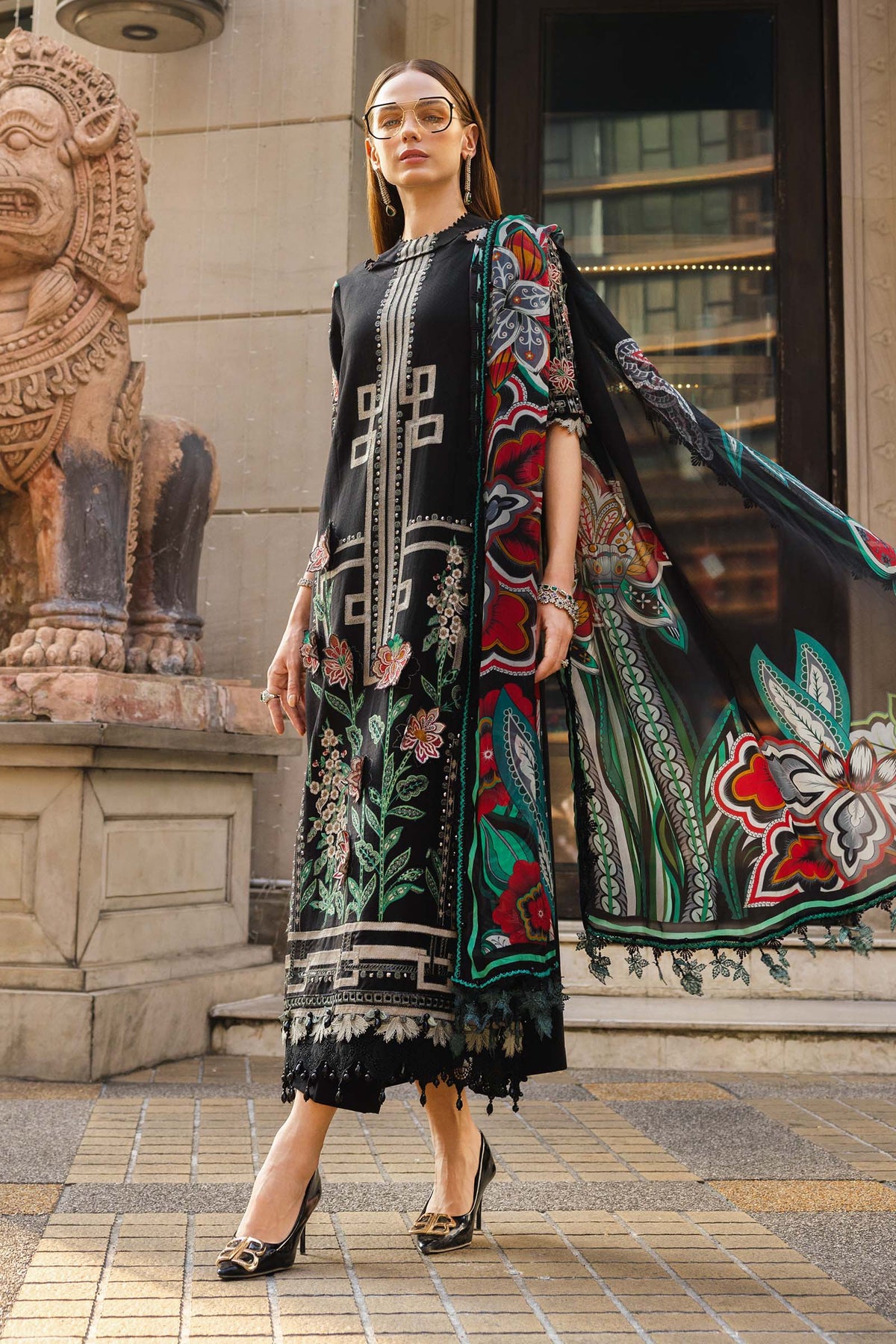 Mariab Dhanak Embroidered 3pc Article with dhanak Duppata Black color square