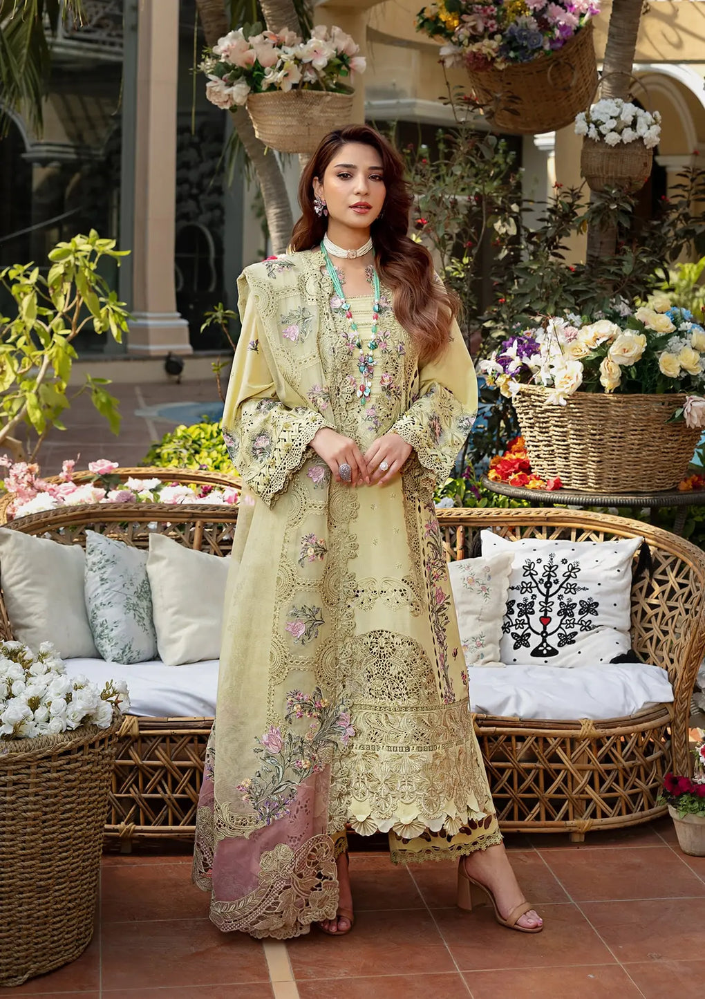 ELAF LUXURY EMBROIDERED UNSTITCHED ARTICLE