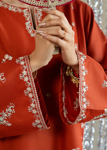 URGE LUXURY EMBROIDERED LAWN 2 PIECE