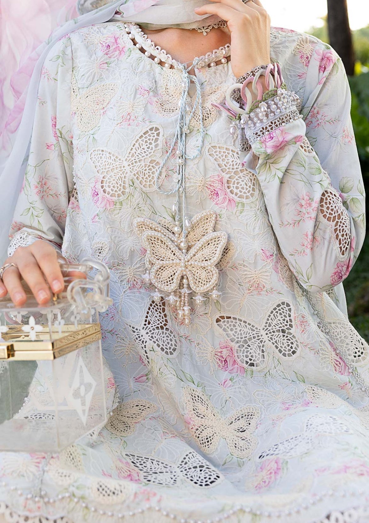Maria B. Luxury Article