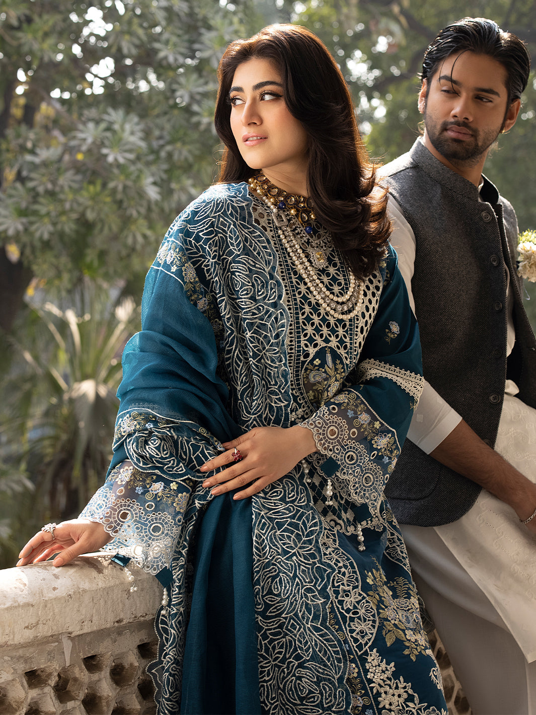 MAHNUR LUXURY EMBROIDERED UNSTITCHED 3 PC ARTICLE
