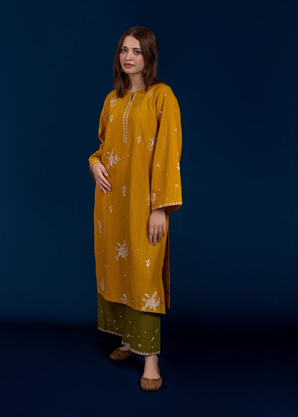 URGE PRET LUXURY EMBROIDERED 2 PIECE