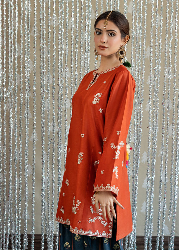 URGE LUXURY EMBROIDERED LAWN 2 PIECE