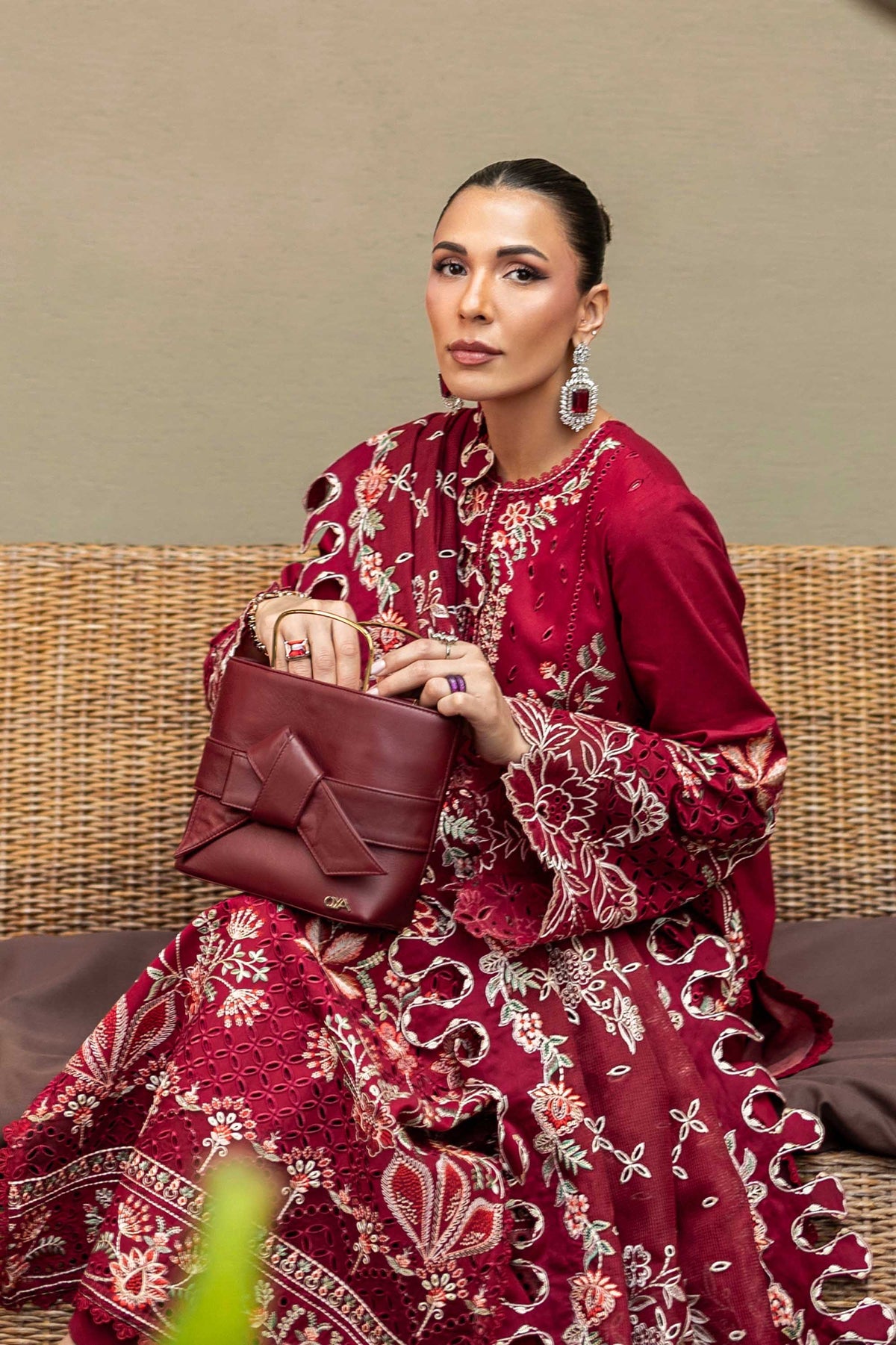 AKBAR ASLAM LUXURY EMBROIDERED LAWN 3 PC