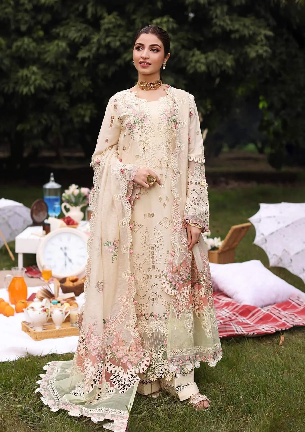 KAHF LUXURY EMBROIDERED UNSTITCHED LAWN 3 PC