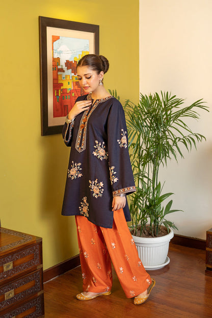 URGE LUXURY EMBROIDERED 2 PIECE