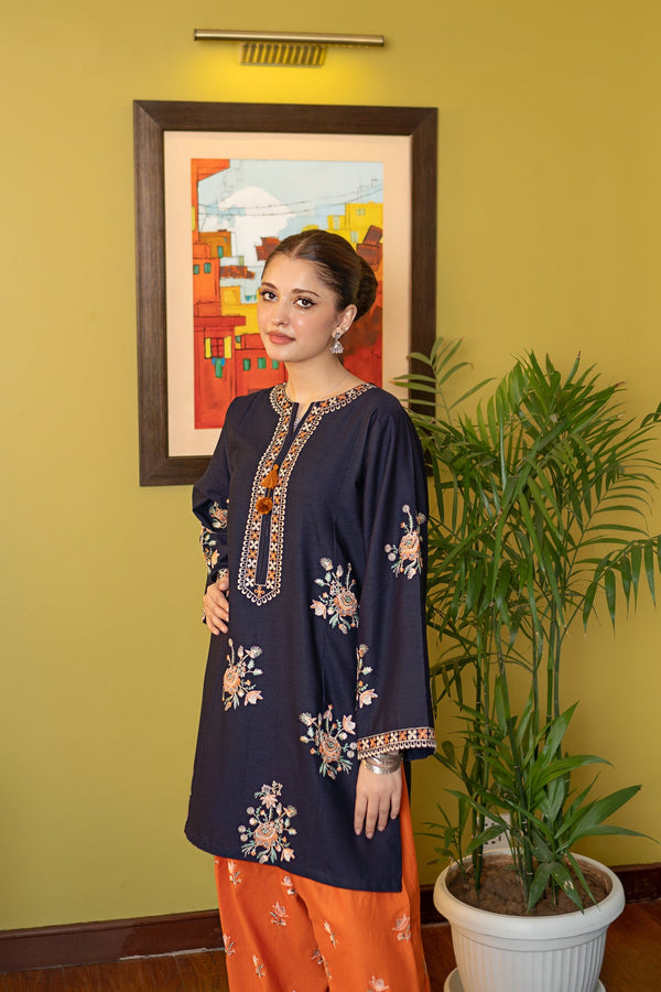 URGE LUXURY EMBROIDERED 2 PIECE