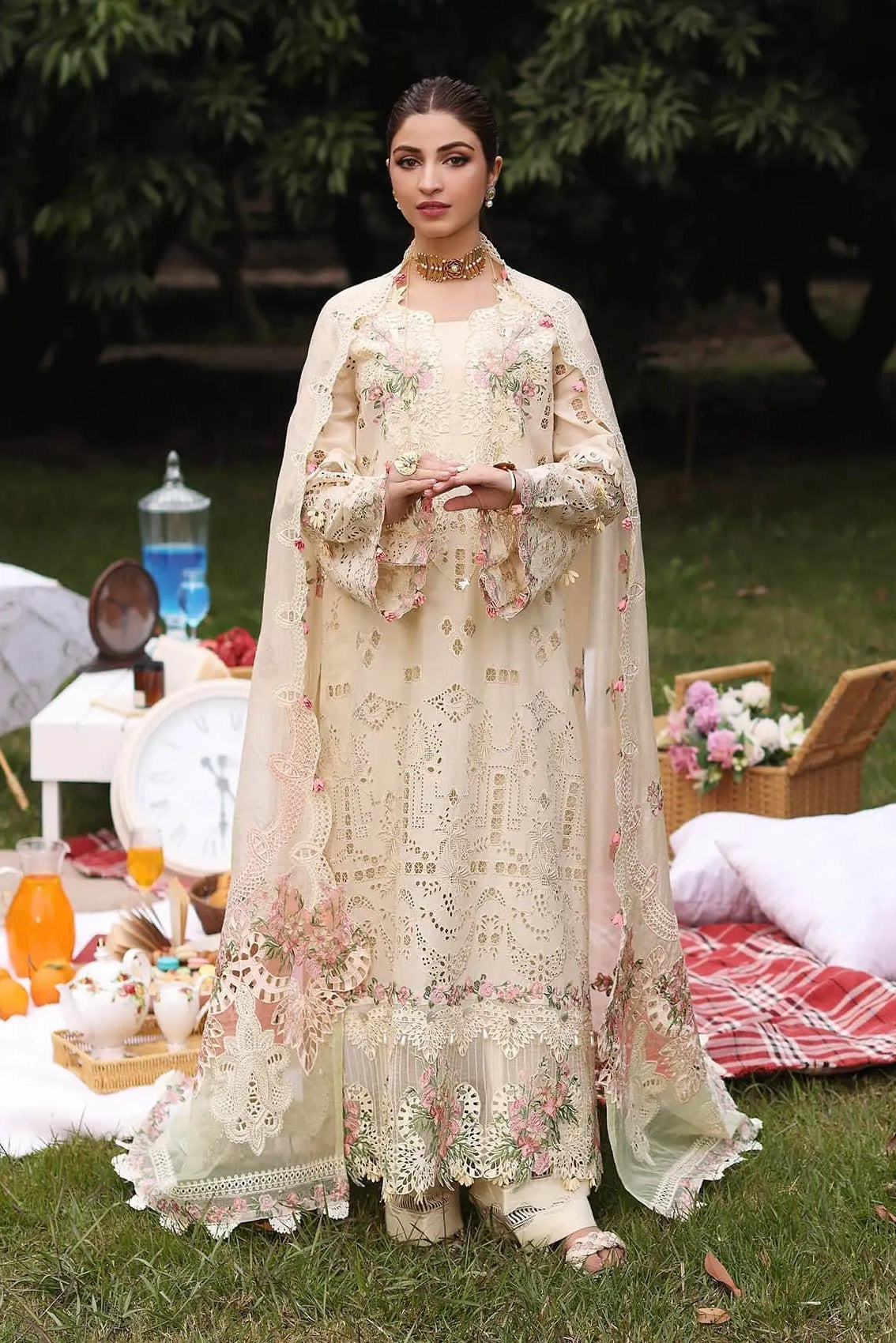 KAHF LUXURY EMBROIDERED UNSTITCHED LAWN 3 PC