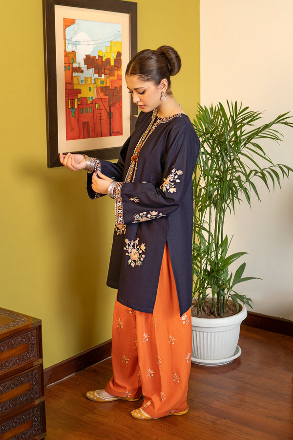 URGE LUXURY EMBROIDERED 2 PIECE