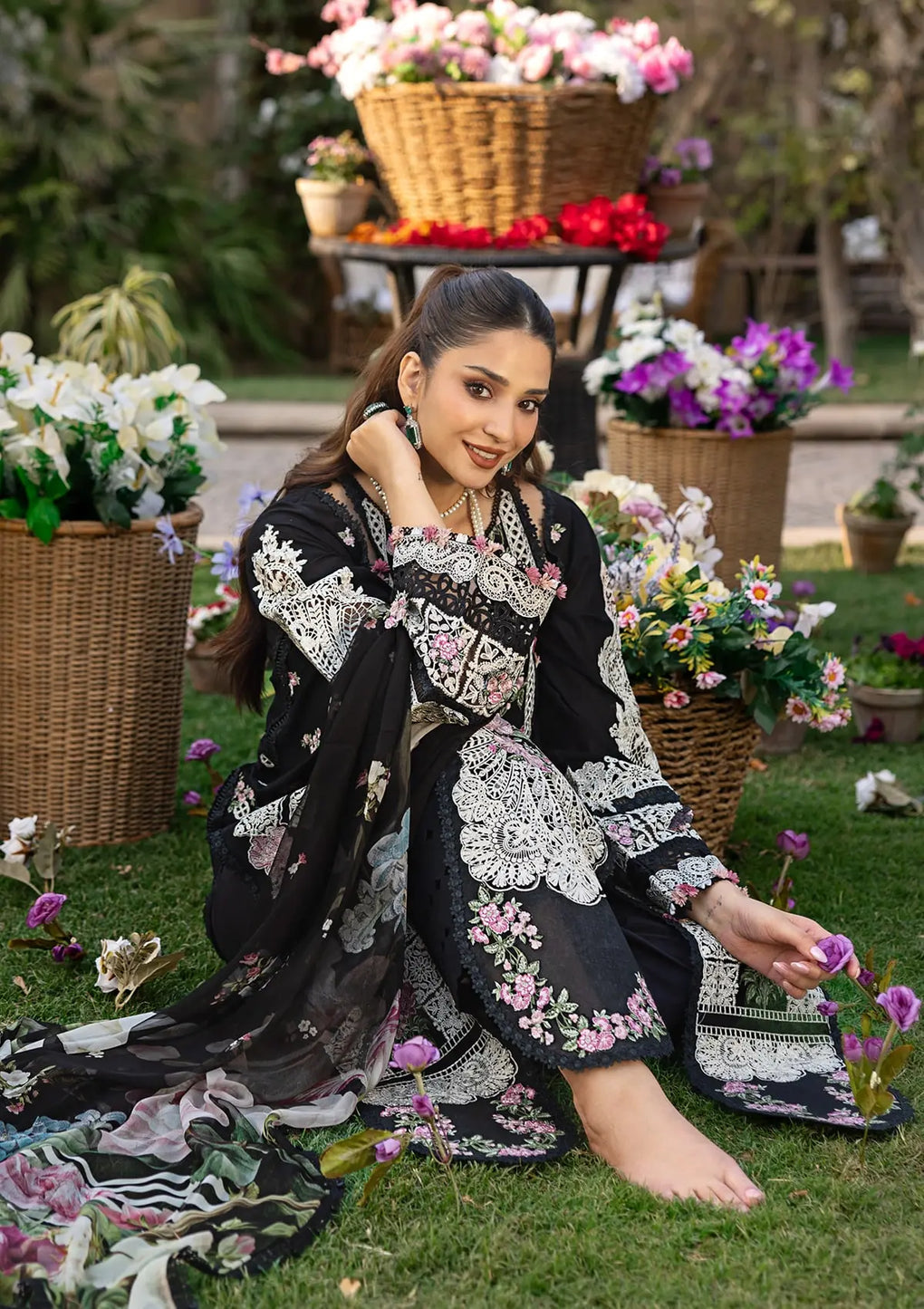 ELAF LUXURY EMBROIDERED UNSTITCHED 3 PC ARTICLE
