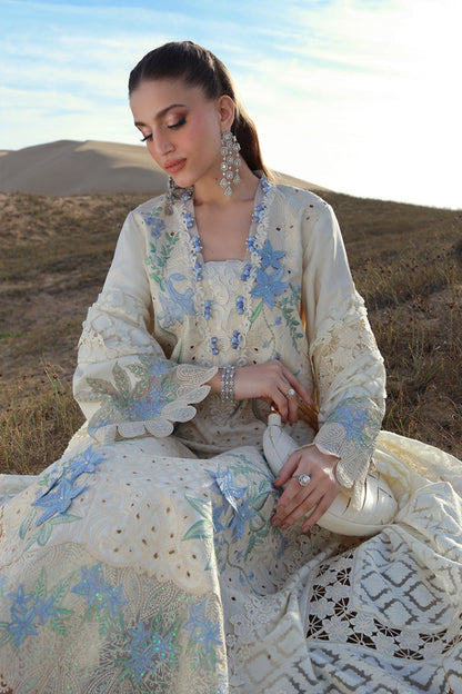 RANG RASIA LUXURY EMBROIDERED 3 PIECE ARTICLE