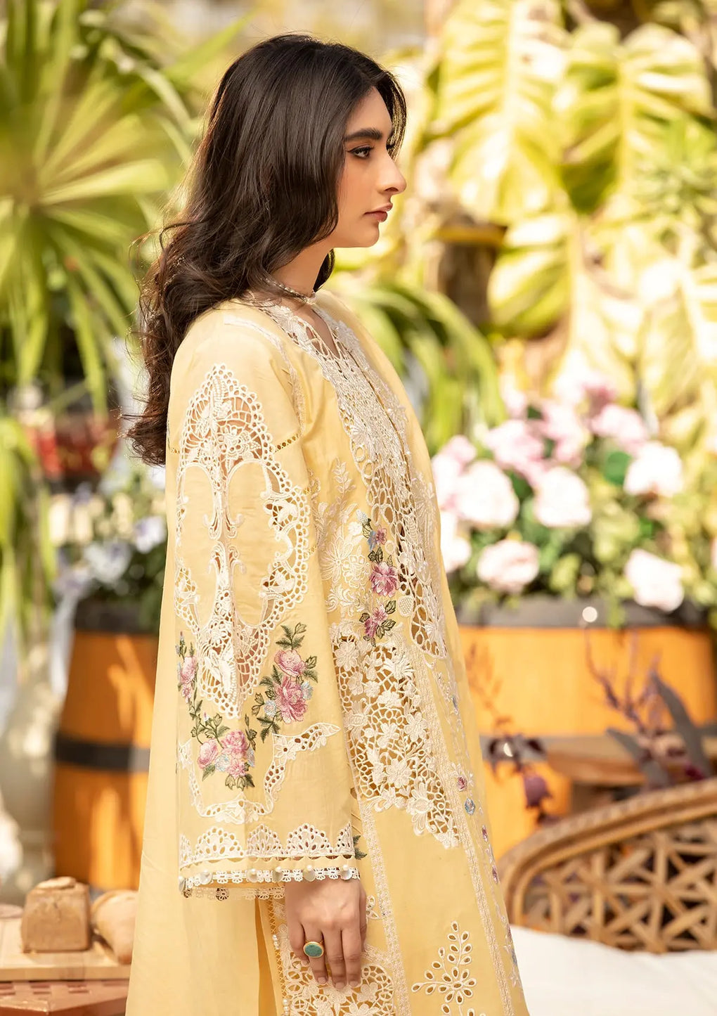 ELAF LUXURY EMBROIDERED LAWN 3 PC
