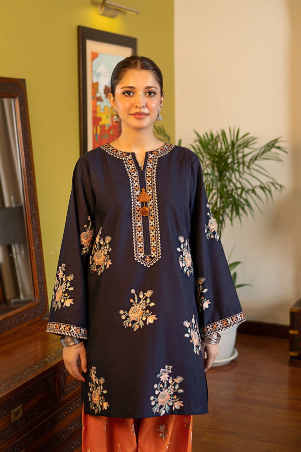 URGE LUXURY EMBROIDERED 2 PIECE