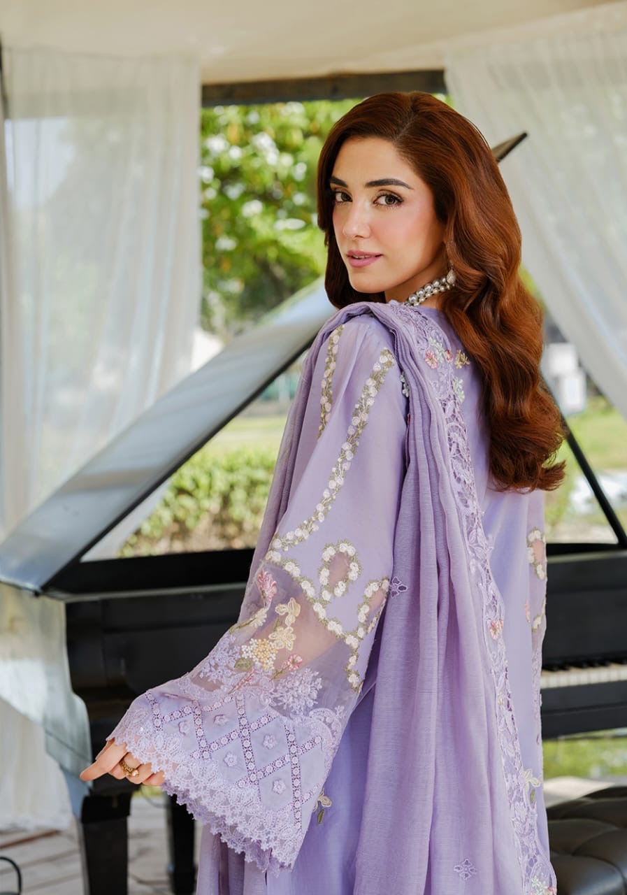 ELAF LUXURY EMBROIDERED LAWN 3 Pc