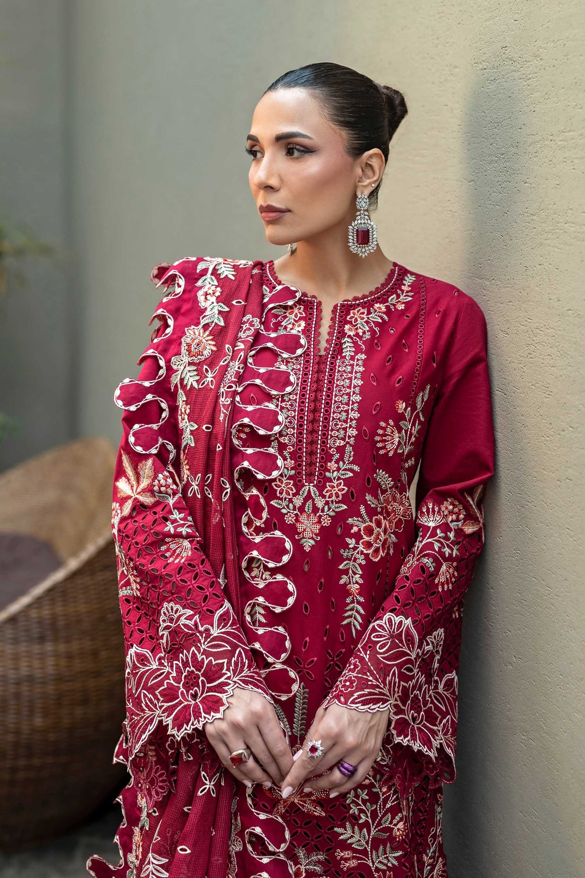 AKBAR ASLAM LUXURY EMBROIDERED LAWN 3 PC
