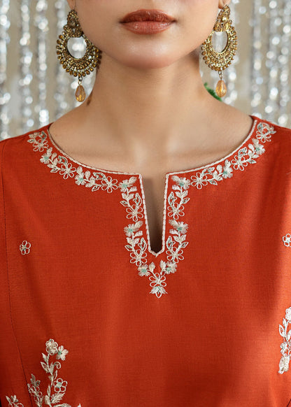 URGE LUXURY EMBROIDERED LAWN 2 PIECE